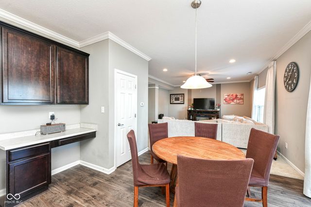 2260 Sante Fe Drive, Greenfield, IN 46140