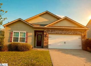 408 All Seasons Drive, Boiling Springs, SC 29316