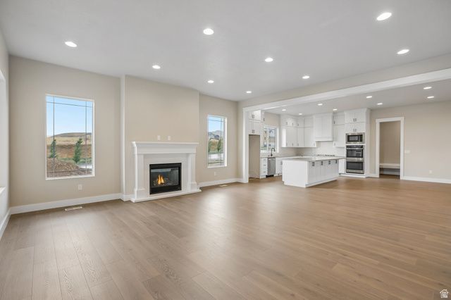 7238 S CAMPION DR, West Jordan, UT 84081