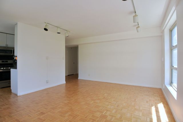 501 W 123rd St Apt 7B, New York City, NY 10027