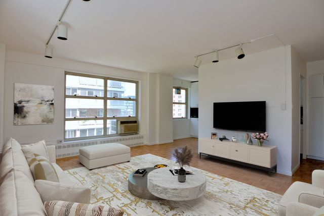 501 W 123rd St Apt 7B, New York City, NY 10027
