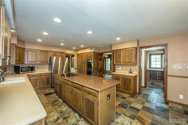 2731 Christy Avenue, Wildwood, MO 63040
