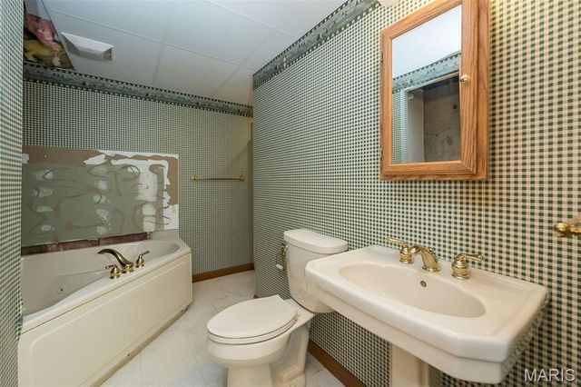 2731 Christy Avenue, Wildwood, MO 63040