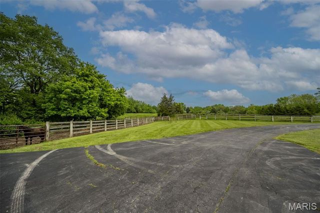 2731 Christy Avenue, Wildwood, MO 63040