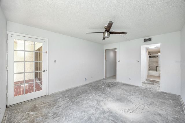 7310 SUNSHINE SKYWAY LANE S 119, St Petersburg, FL 33711