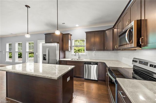 4711 Evie Court, Winston-salem, NC 27127
