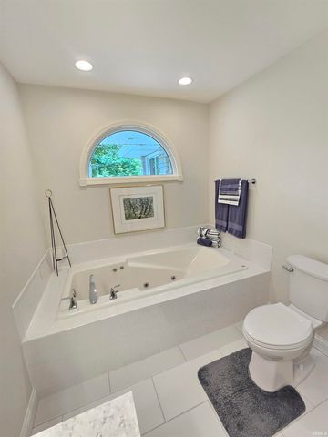 12638 Emerald Court, Plymouth, IN 46563