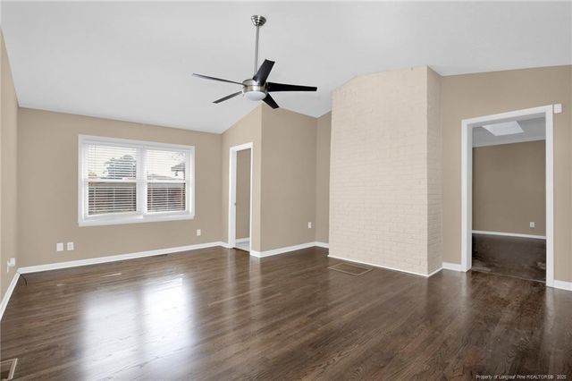 3528 Barron Way, Fayetteville, NC 28311