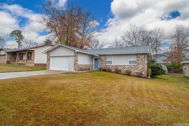 8402 Merriwood Court, Sherwood, AR 72120