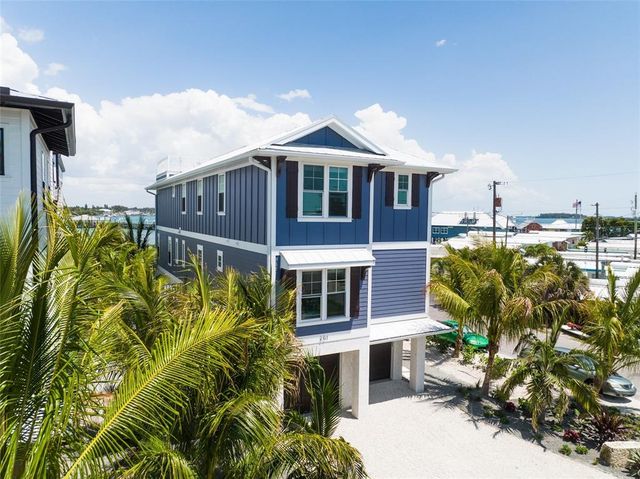 201 BAY DRIVE N, Bradenton Beach, FL 34217
