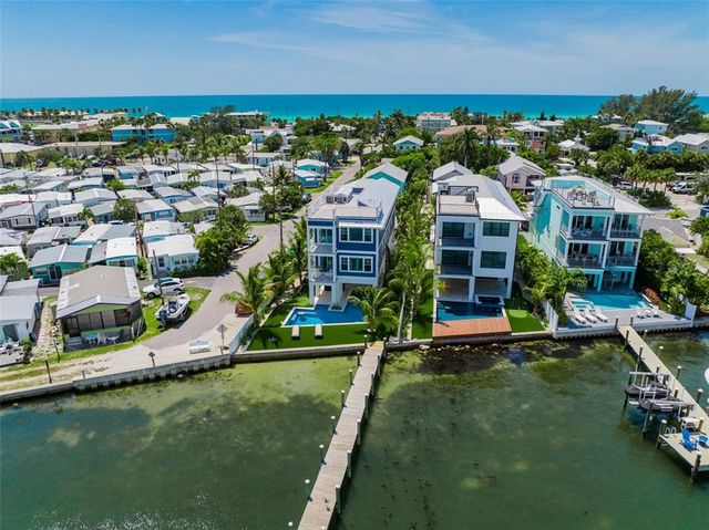 201 BAY DRIVE N, Bradenton Beach, FL 34217