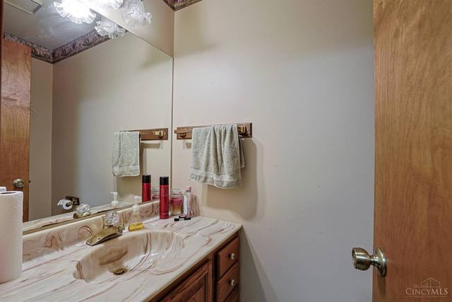 4038 Schoenling Road, Morgan Twp, OH 45053