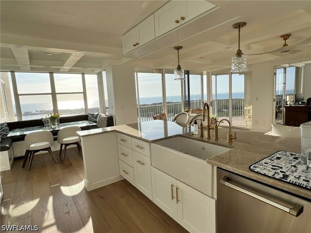 5550 Heron Point DR 1003, Naples, FL 34108