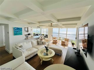 5550 Heron Point DR 1003, Naples, FL 34108