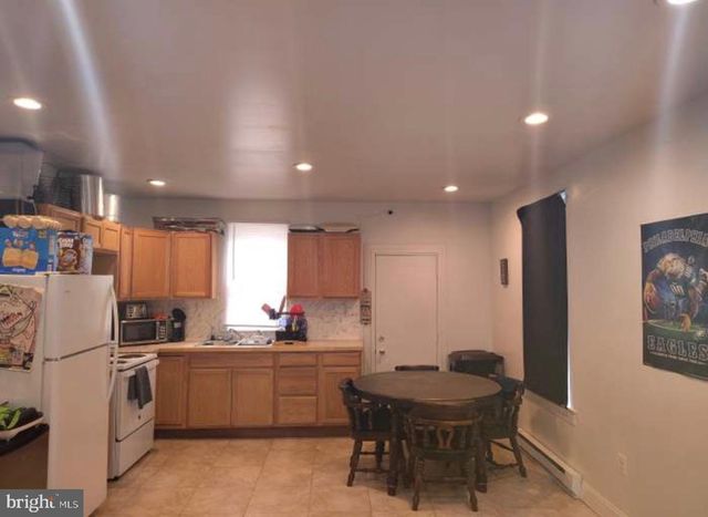 1912 S ALDEN ST, Philadelphia, PA 19143