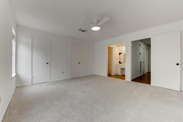 17108 Beaver Springs Drive 8, Houston, TX 77090