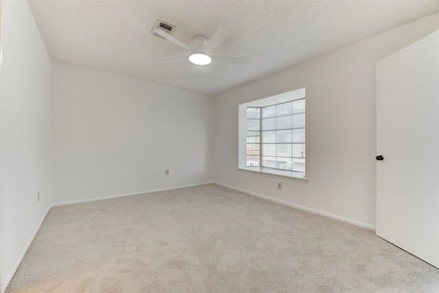 17108 Beaver Springs Drive 8, Houston, TX 77090