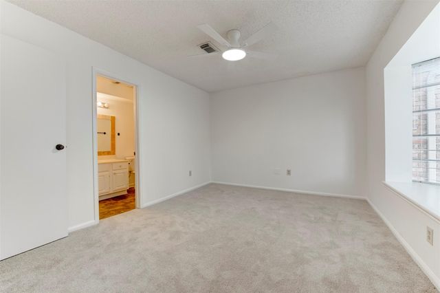17108 Beaver Springs Drive 8, Houston, TX 77090