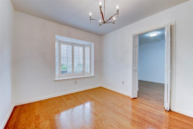 17108 Beaver Springs Drive 8, Houston, TX 77090