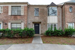 17108 Beaver Springs Drive 8, Houston, TX 77090