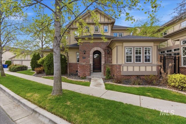 369 E Wexford Lane, Eagle, ID 83616