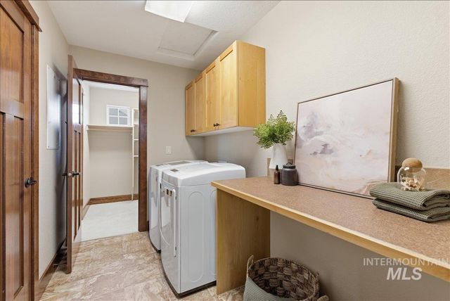 369 E Wexford Lane, Eagle, ID 83616