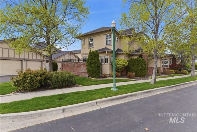 369 E Wexford Lane, Eagle, ID 83616