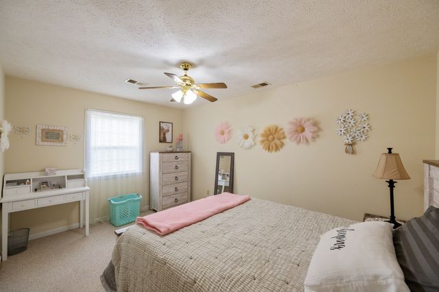 1401 Camper Rd, Decaturville, TN 38329