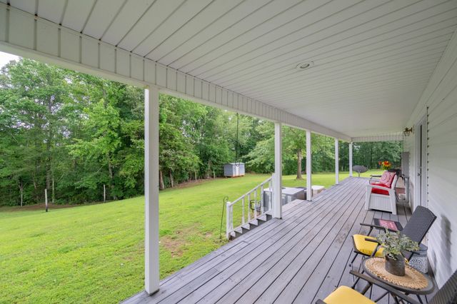 1401 Camper Rd, Decaturville, TN 38329