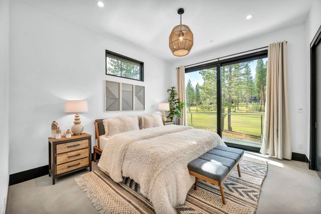 9185 Heartwood Drive, Truckee, CA 96161