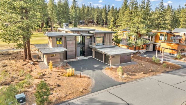 9185 Heartwood Drive, Truckee, CA 96161