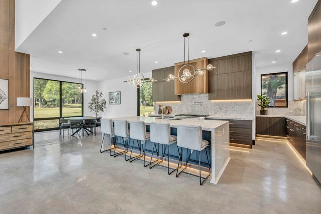 9185 Heartwood Drive, Truckee, CA 96161