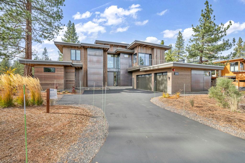 9185 Heartwood Drive, Truckee, CA 96161
