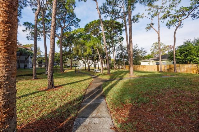 2650 COUNTRYSIDE BOULEVARD F303, Clearwater, FL 33761