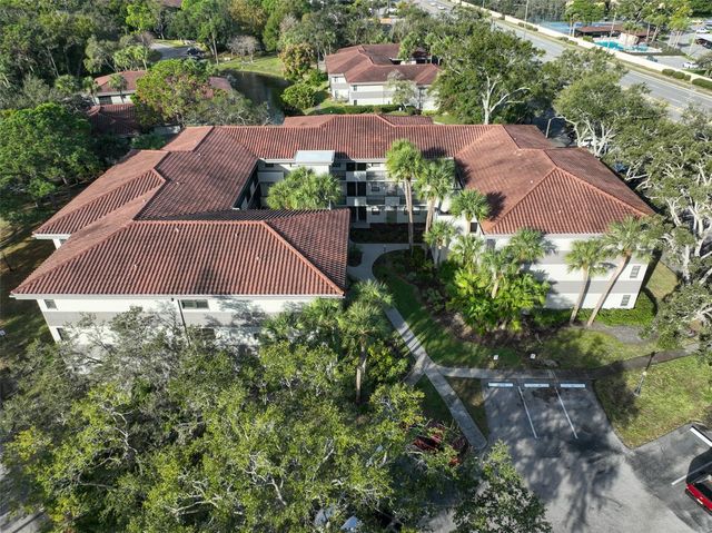 2650 COUNTRYSIDE BOULEVARD F303, Clearwater, FL 33761