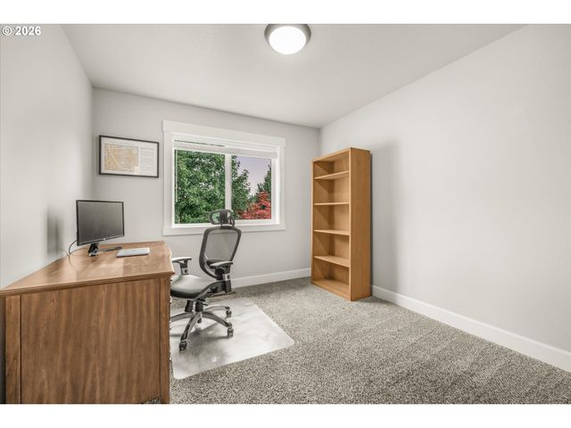 12725 ASPENWOOD Ln, Oregon City, OR 97045