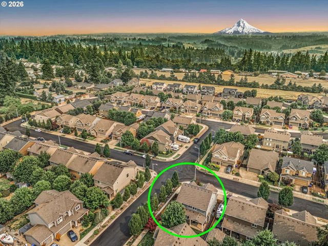 12725 ASPENWOOD Ln, Oregon City, OR 97045