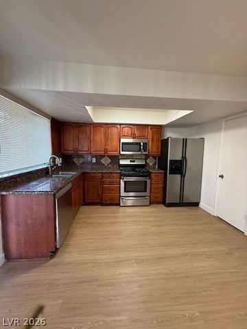 4289 Chrysalis Drive, Las Vegas, NV 89121