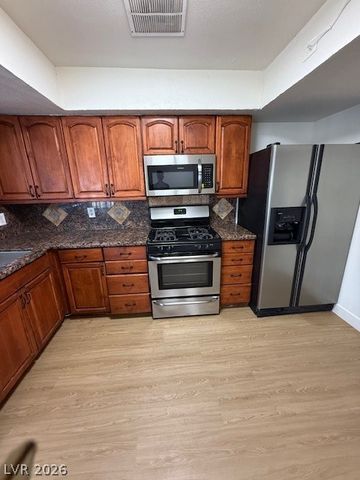 4289 Chrysalis Drive, Las Vegas, NV 89121