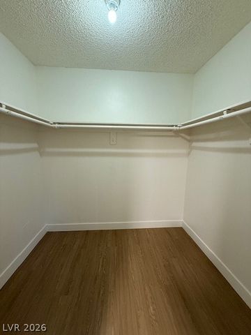 4289 Chrysalis Drive, Las Vegas, NV 89121