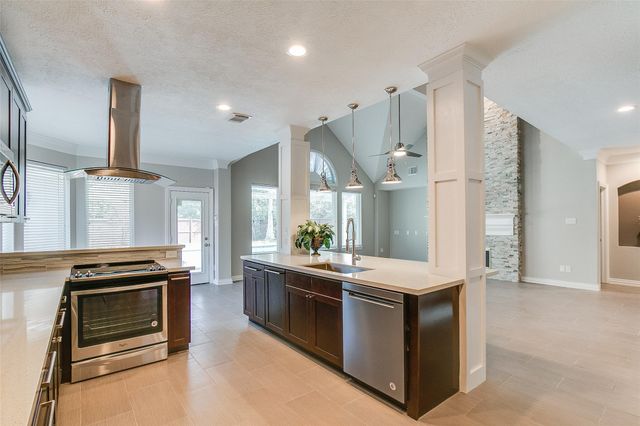 5125 Carriage Bend Drive, Katy, TX 77450