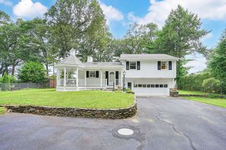 259 Birch Bluffs, Westfield, MA 01085