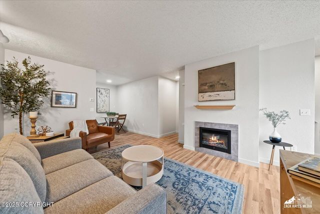 943 E 12th Avenue, #6, Anchorage, AK 99501