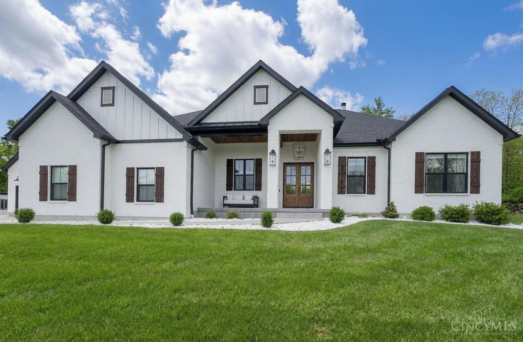 1931 Pine Run Lane, Batavia Twp, OH 45103