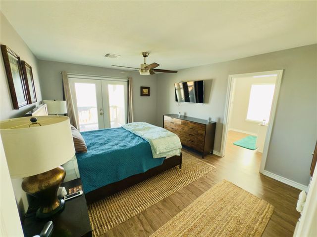 653 Waypoint Drive, Palacios, TX 77465