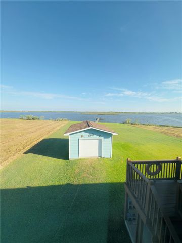 653 Waypoint Drive, Palacios, TX 77465