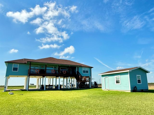 653 Waypoint Drive, Palacios, TX 77465