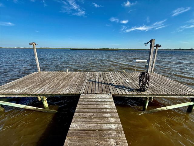 653 Waypoint Drive, Palacios, TX 77465