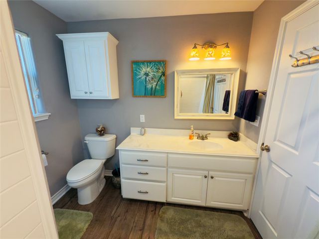 653 Waypoint Drive, Palacios, TX 77465