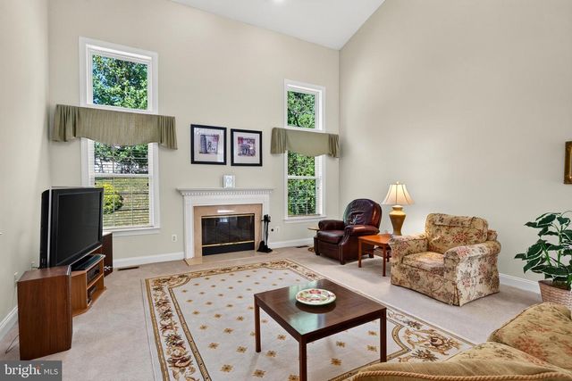 328 CREEK CROSSING LN, Chester Springs, PA 19425